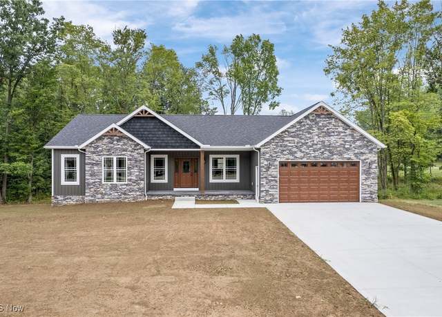 Property at 4720 Ashmont Ave SW, Canton, OH 44706, 3 beds, 2 baths