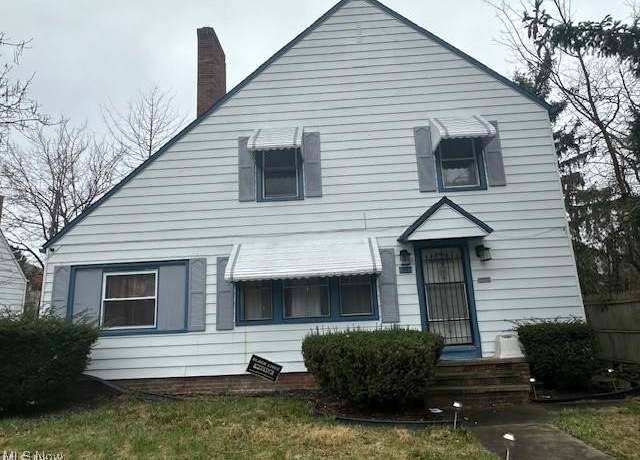 Property at 888 Medford Rd, Cleveland Heights, OH 44121, 3 beds, 2 baths