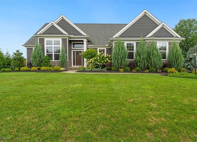 Property at 11398 Love Ln, Strongsville, OH 44149, 3 beds, 3.5 baths