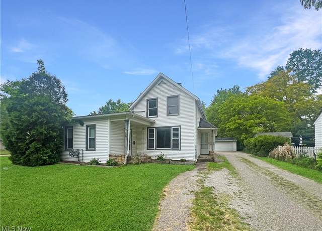 Property at 300 West St, Berea, OH 44017, 3 beds, 2 baths