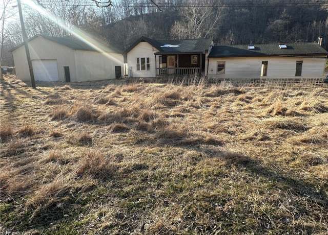 Property at 323 E North Fork Rd, Weirton, WV 26062, 2 beds, 1 bath