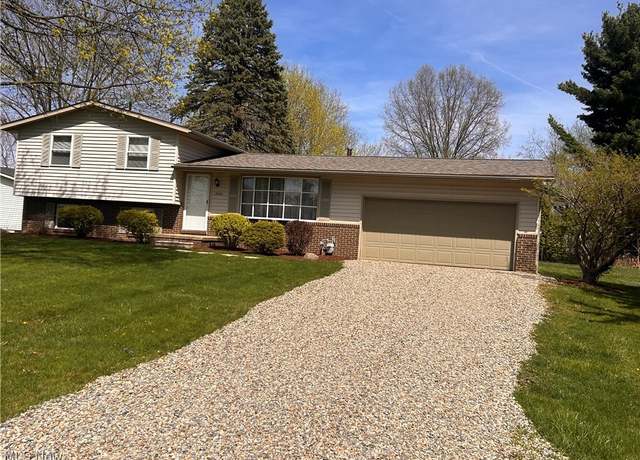 Property at 13646 Sunflower Ave NW, Lake, OH 44260, 3 beds, 1.5 baths