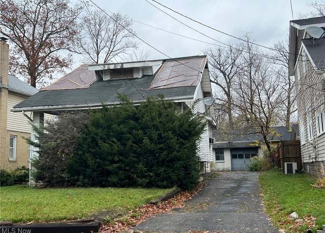 Property at 2877 Bailey Rd, Cuyahoga Falls, OH 44221, 3 beds, 1 bath