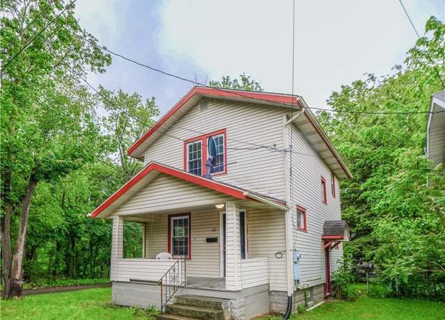Property at 67 Chester Ave SE, Massillon, OH 44646, 2 beds, 1 bath