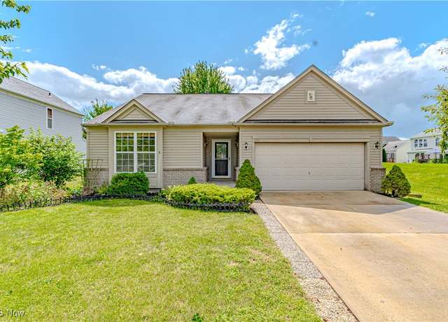 Property at 3418 Beaumont Dr, Brunswick, OH 44212, 3 beds, 2.5 baths