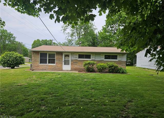Property at 3047 Shelly Rd, Ravenna, OH 44266, 3 beds, 1 bath