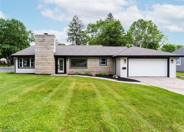Property at 351 Cranberry Run, Boardman, OH 44512, 2 beds, 1.5 baths