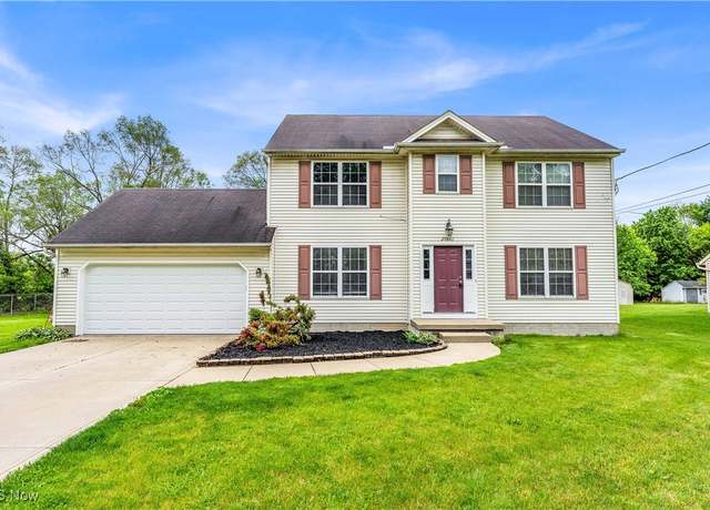 Property at 25861 Kennedy Ridge Rd, North Olmsted, OH 44070, 5 beds, 2.5 baths