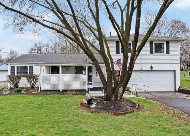 Property at 2086 Vincent Dr, Brunswick, OH 44212, 3 beds, 1 bath