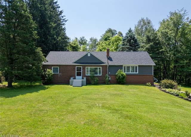 Property at 3146 Lovers Ln, Ravenna, OH 44266, 3 beds, 2 baths