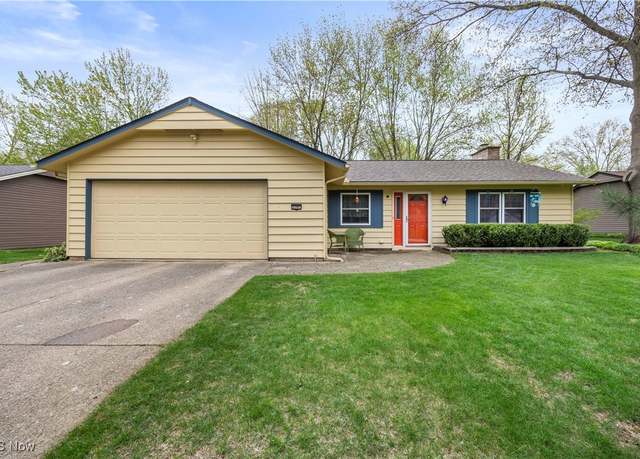 Property at 5791 Creekside Ln, North Ridgeville, OH 44039, 3 beds, 2 baths
