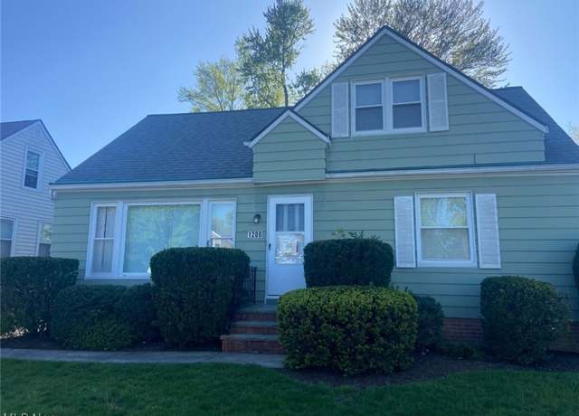 Property at 1208 W Miner Rd, Mayfield Heights, OH 44124, 4 beds, 1.5 baths
