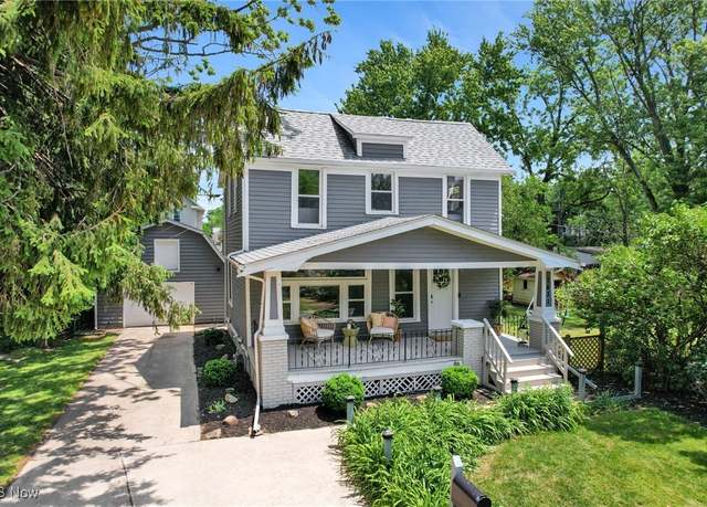 Property at 1431 Lakewood Ave, Lakewood, OH 44107, 2 beds, 1.5 baths