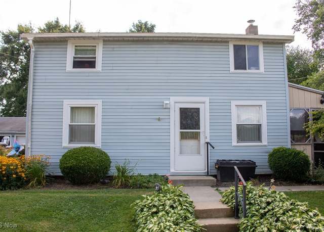 Property at 424 7th Ave NW, Beach City, OH 44608, 3 beds, 1 bath