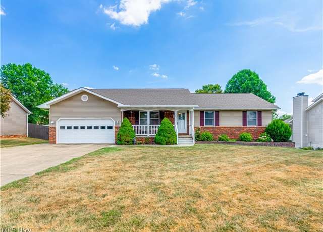 Property at 1131 Stonecrest Dr, Tallmadge, OH 44278, 3 beds, 3 baths