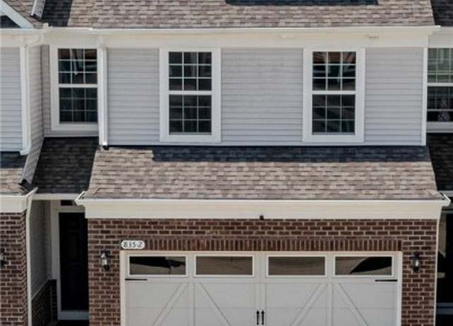 Property at 835-2 Dipper Ln, Aurora, OH 44202, 3 beds, 2.5 baths