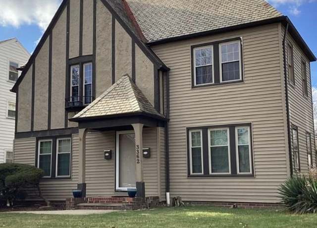 Property at 3362 Sutton Rd, Shaker Heights, OH 44120, 6 beds, 3.5 baths