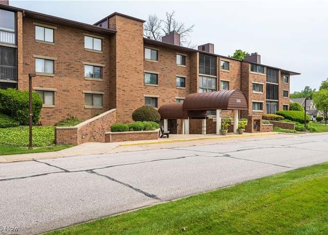 Property at 100 Fox Hollow Dr Unit 408 B, Mayfield Heights, OH 44124, 2 beds, 2 baths