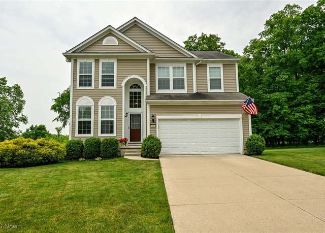 Property at 3627 Hastings Dr, Medina, OH 44256, 4 beds, 2.5 baths