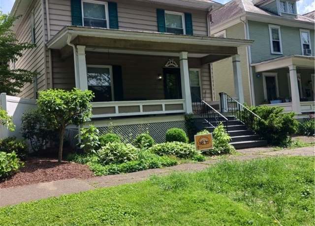 Property at 636 4th St, Marietta, OH 45750, 4 beds, 1.5 baths