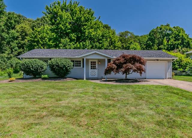 Property at 6839 Shelly Dr, Madison, OH 44057, 3 beds, 1 bath