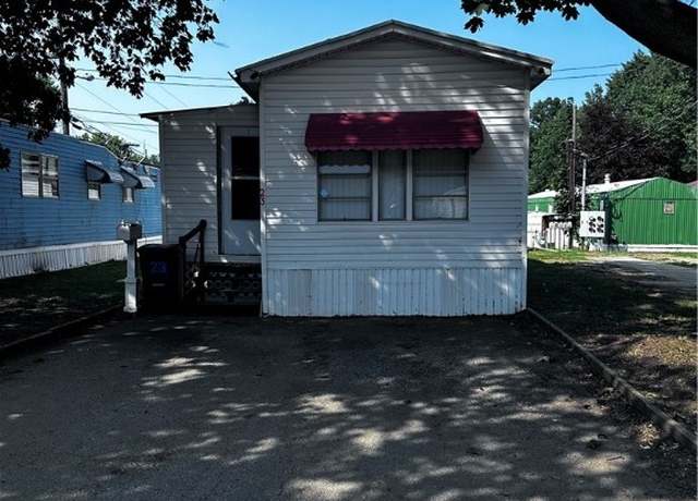 Property at 3948 Reid #23, Lorain, OH 44052, 2 beds, 1 bath