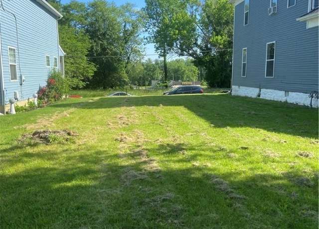 Property at 924 Vine St, Zanesville, OH 43701