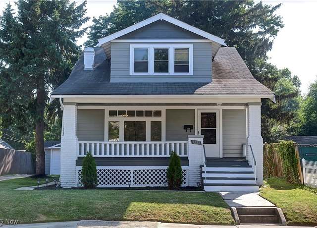 Property at 3262 W 126th St, Cleveland, OH 44111, 3 beds, 1 bath