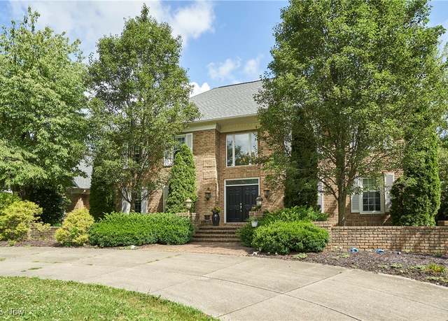 Property at 3721 Sanctuary Dr, Bath, OH 44333, 5 beds, 5.5 baths