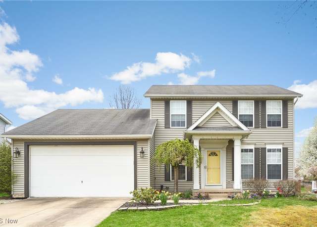 Property at 576 Westminster Cir, Akron, OH 44319, 3 beds, 3 baths