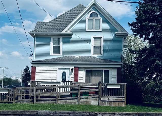 Property at 1524 Harrisburg Rd NE, Canton, OH 44705, 3 beds, 2 baths