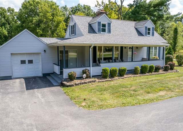 Property at 4683 Canfield Rd, Canfield, OH 44406, 3 beds, 1 bath