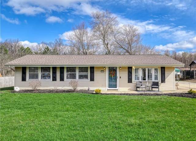 Property at 1695 Pike Pkwy, Streetsboro, OH 44241, 4 beds, 1 bath