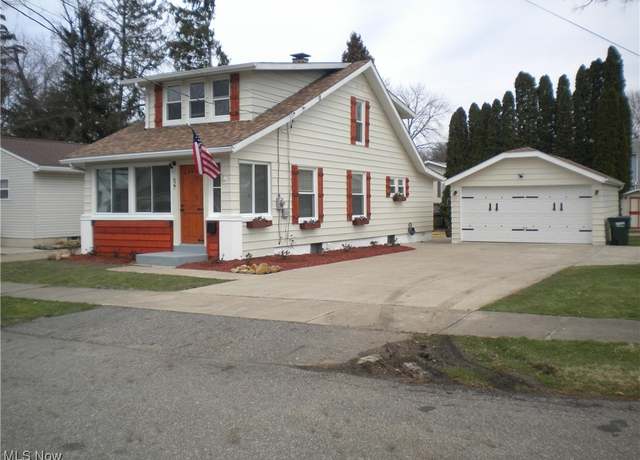 Property at 627 Crawford Ave, Barberton, OH 44203, 3 beds, 1 bath