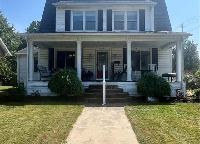 Property at 896 Parkway Blvd, Alliance, OH 44601, 3 beds, 2 baths