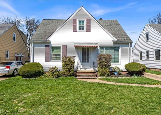 Property at 13601 Eastwood Blvd, Garfield Heights, OH 44125, 3 beds, 1 bath