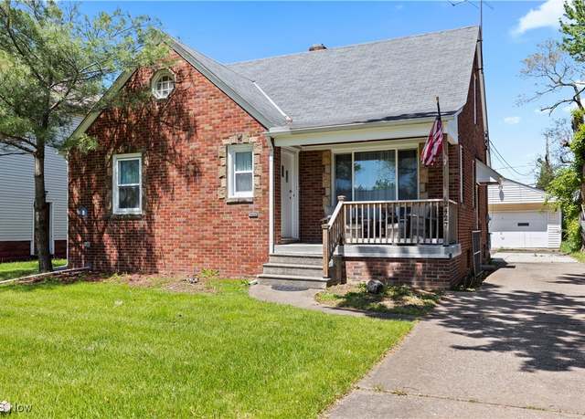 Property at 2427 E 31st St, Lorain, OH 44055, 3 beds, 1.5 baths