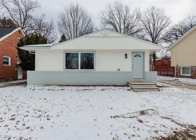 Property at 1723 Wrenford Rd, South Euclid, OH 44121, 3 beds, 1.5 baths