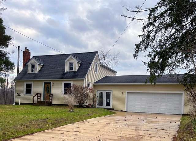 Property at 16301 Gar Hwy, Montville, OH 44064, 4 beds, 1.5 baths