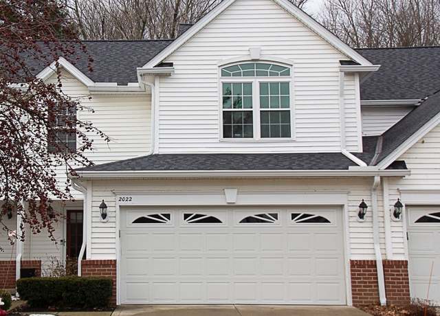 Property at 2022 W Reserve Cir, Avon, OH 44011, 2 beds, 2.5 baths