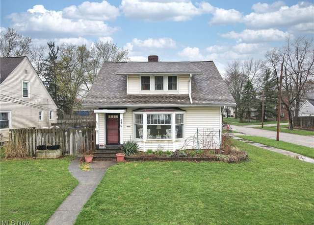 Property at 670 Johnson Ave, Bedford, OH 44146, 5 beds, 4 baths