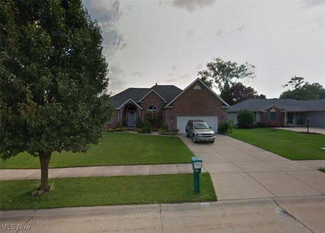 Property at 3486 Magnolia Dr, Seven Hills, OH 44131, 3 beds, 2.5 baths