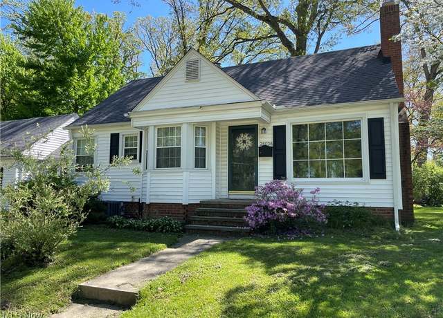 Property at 28036 W Oakland Rd, Bay Village, OH 44140, 3 beds, 1.5 baths