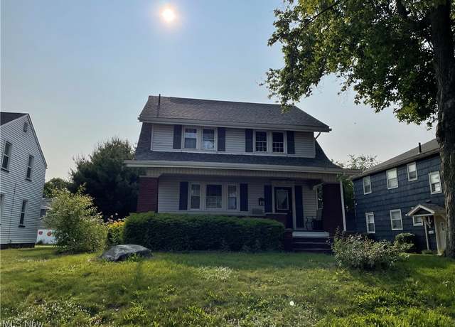 Property at 336 Linwood Ave NW, Canton, OH 44708, 3 beds, 1 bath