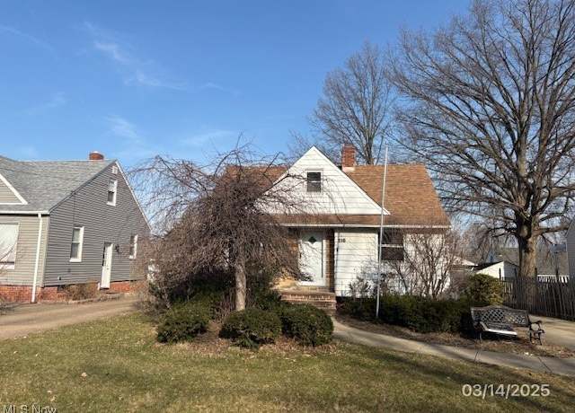 Property at 116 Arlington Cir, Wickliffe, OH 44092, 3 beds, 1.5 baths