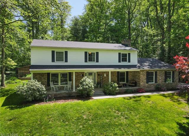 Property at 255 Harmony Hills Dr, Akron, OH 44321, 6 beds, 3.5 baths