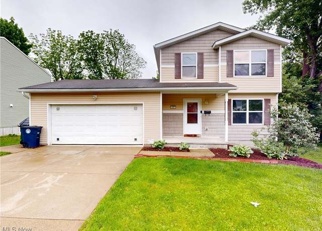 Property at 417 Rhodes Ave, Akron, OH 44307, 3 beds, 1.5 baths