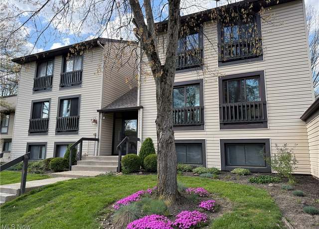 Property at 6340 Greenwood Pkwy #406, Sagamore Hills, OH 44067, 2 beds, 2 baths