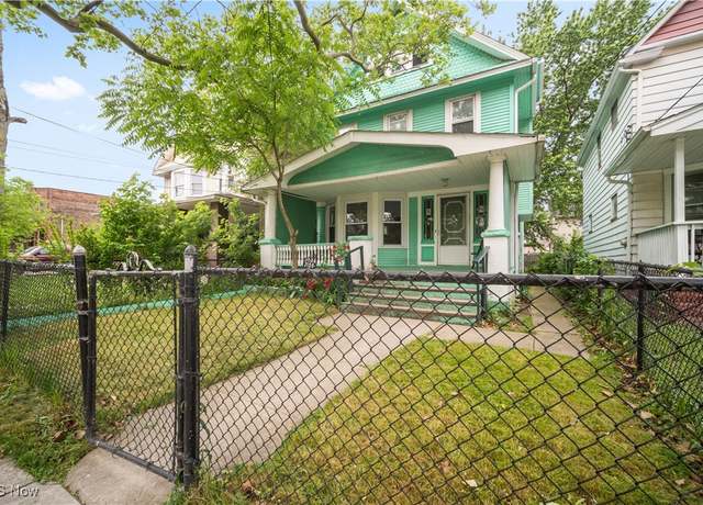 Property at 2150 W 98th St, Cleveland, OH 44102, 4 beds, 1 bath
