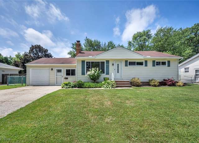 Property at 484 E 319th St, Willowick, OH 44095, 3 beds, 1 bath